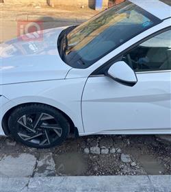 هیۆندای ئەلەنترا